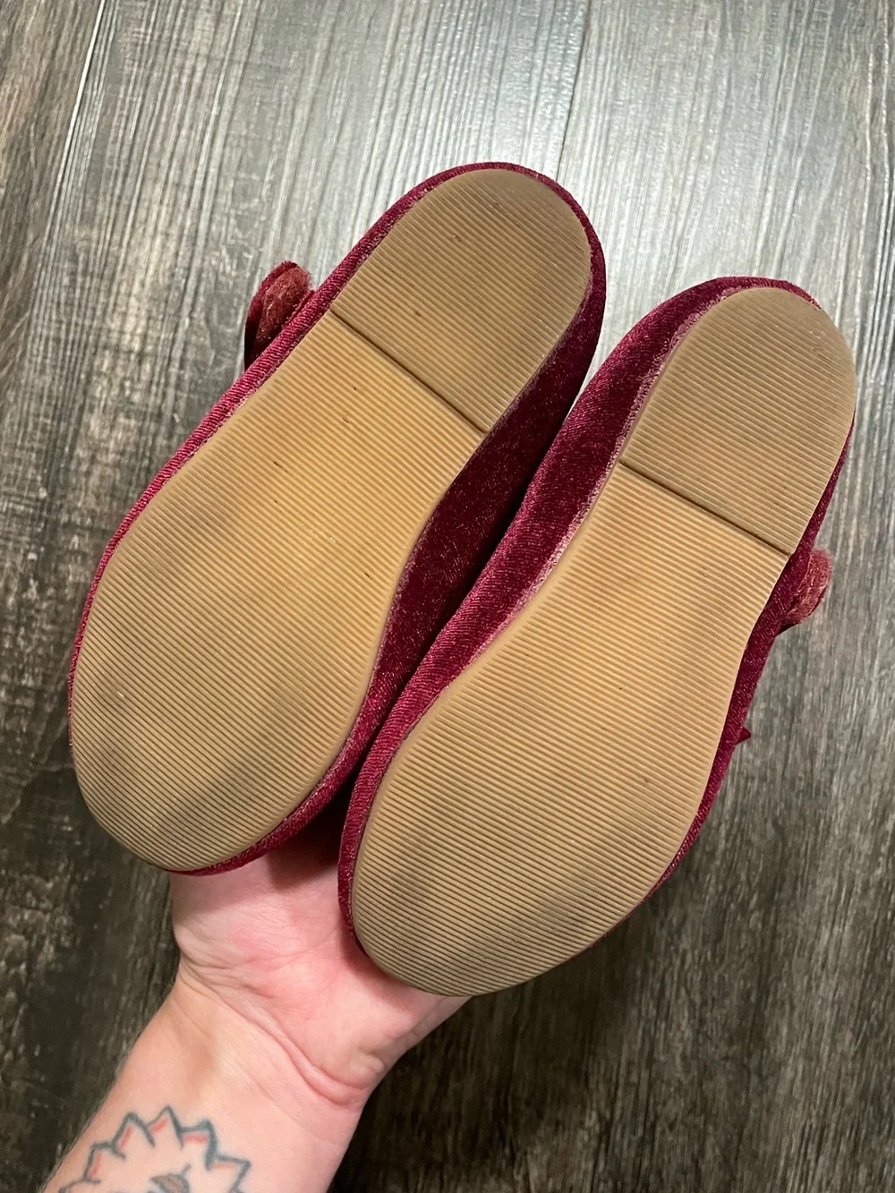 Kiderence Velvet Ballet Flats 10